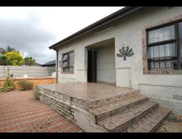 5 BEDROOM HOUSE FOR SALE IN GEDULD